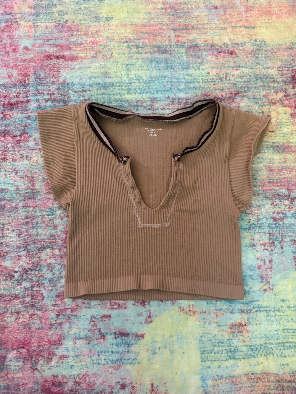 Urban Outfitters Ribbed V-Neck Crop Top in Taupe with Contrast Trim